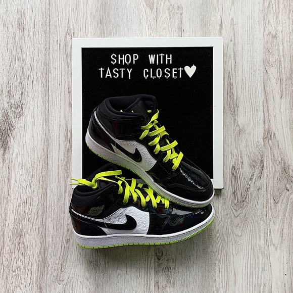 Nike air jordan 1 mid sneakers - Picture 3 of 7